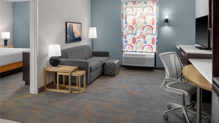 Home2 Suites by Hilton La Crosse Room