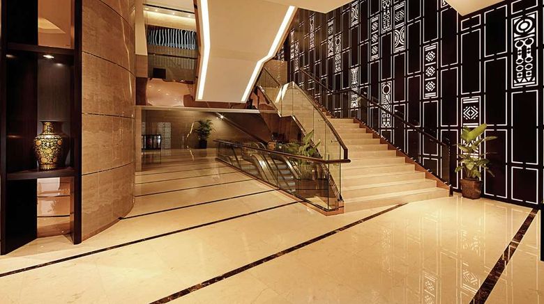 <b>DoubleTree by Hilton Hotel Melaka Lobby</b>. Images powered by <a href="https://iceportal.shijigroup.com/" title="IcePortal" target="_blank">IcePortal</a>.