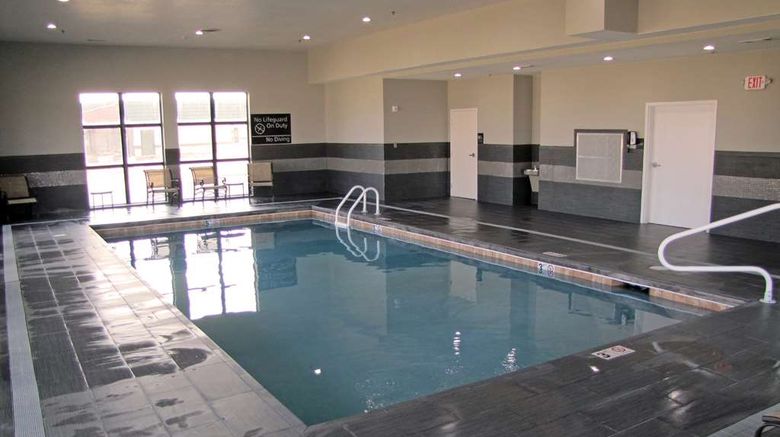 <b>Hampton Inn McPherson Pool</b>. Images powered by <a href="https://iceportal.shijigroup.com/" title="IcePortal" target="_blank">IcePortal</a>.