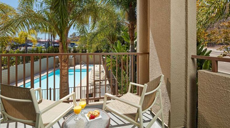 Hilton Garden Inn Mission Valley Stadium Room