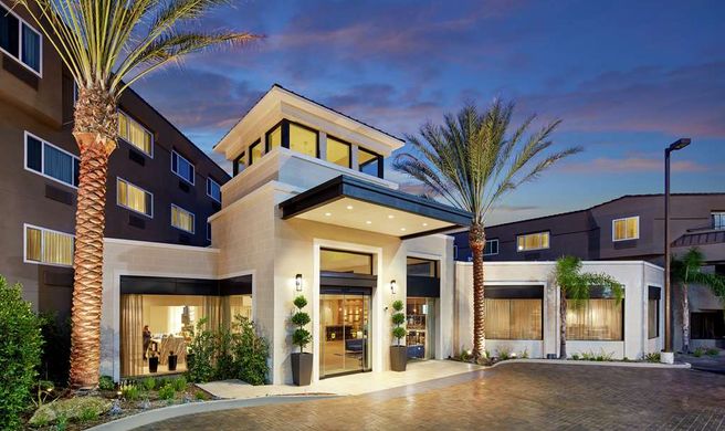 Hilton Garden Inn Mission Valley Stadium Exterior