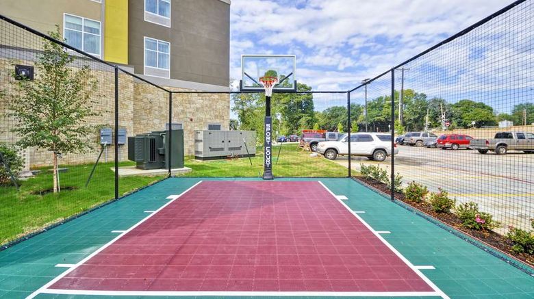 <b>Homewood Suites by Hilton Tyler Recreation</b>. Images powered by <a href="https://iceportal.shijigroup.com/" title="IcePortal" target="_blank">IcePortal</a>.