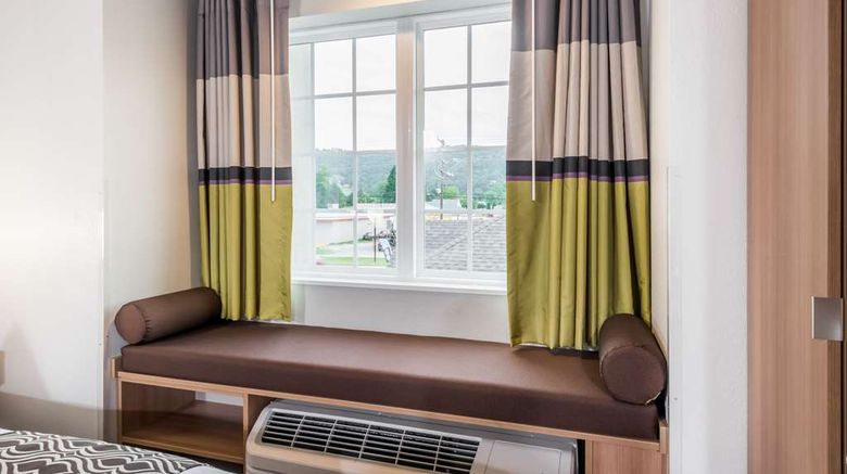 <b>Microtel Inn & Suites New Martinsville Room</b>. Images powered by <a href="https://iceportal.shijigroup.com/" title="IcePortal" target="_blank">IcePortal</a>.