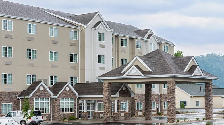 <b>Microtel Inn & Suites New Martinsville Exterior</b>. Images powered by <a href="https://iceportal.shijigroup.com/" title="IcePortal" target="_blank">IcePortal</a>.