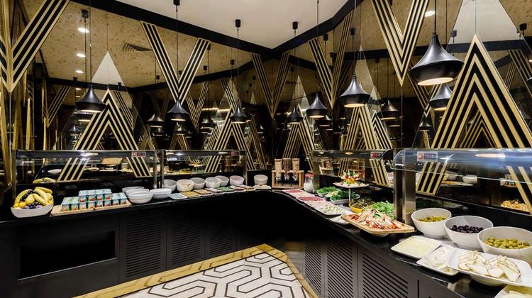 Ramada By Wyndham Istanbul Golden Horn Restaurant
