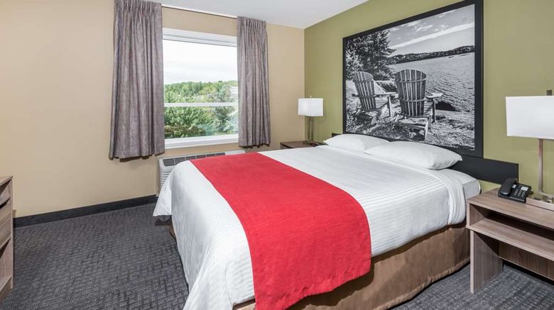 <b>Super 8 Mont Laurier Suite</b>. Images powered by <a href="https://iceportal.shijigroup.com/" title="IcePortal" target="_blank">IcePortal</a>.