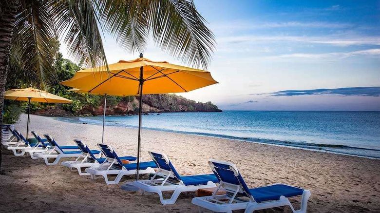 <b>Mount Cinnamon Resort & Beach Club Beach</b>. Images powered by <a href="https://iceportal.shijigroup.com/" title="IcePortal" target="_blank">IcePortal</a>.