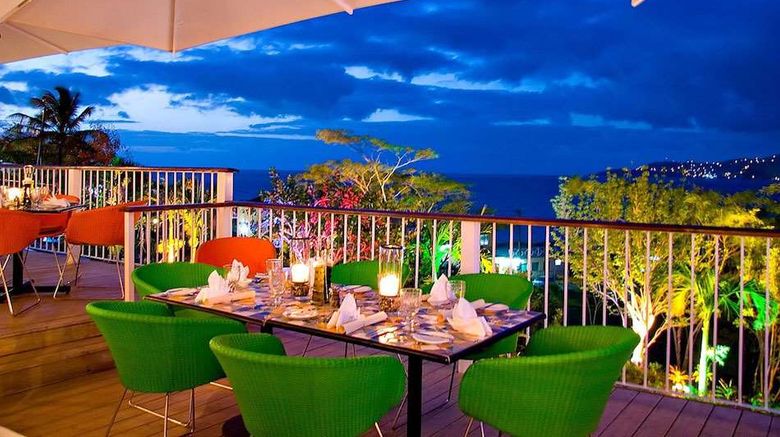 <b>Mount Cinnamon Resort & Beach Club Restaurant</b>. Images powered by <a href="https://iceportal.shijigroup.com/" title="IcePortal" target="_blank">IcePortal</a>.