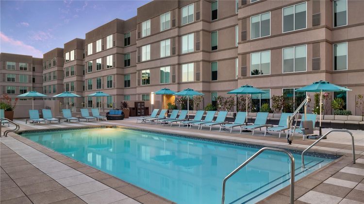 Hyatt House at Anaheim Resort/Conv Ctr Pool