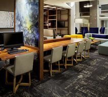 Hyatt Place Cleveland/Lyndhurst/Legacy V Lobby