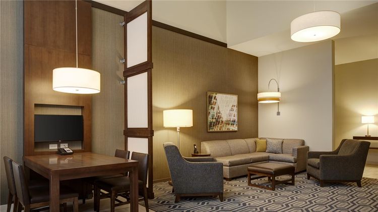 Hyatt Place St. Paul/Downtown Suite