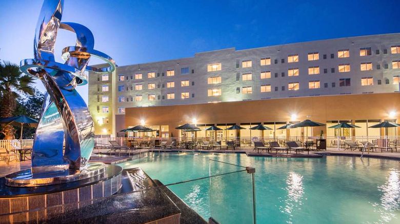 <b>Hyatt Place Orlando Lake Buena Vista Pool</b>. Images powered by <a href="https://iceportal.shijigroup.com/" title="IcePortal" target="_blank">IcePortal</a>.