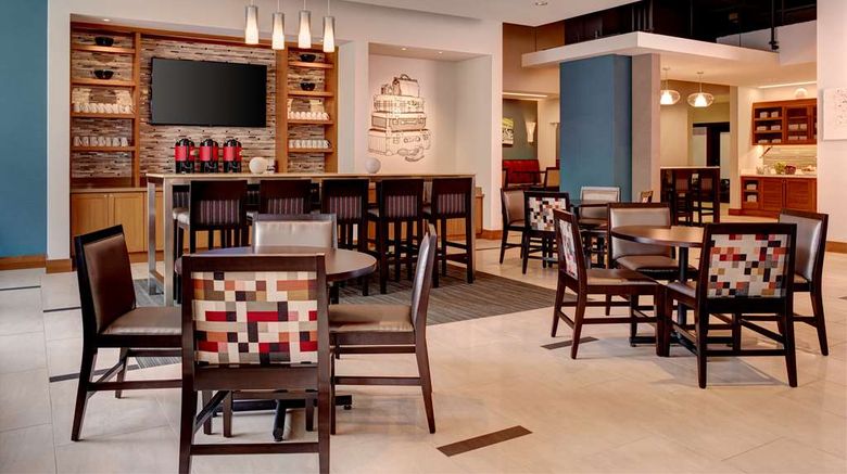 <b>Hyatt Place Arlington Courthouse Plaza Restaurant</b>. Images powered by <a href="https://iceportal.shijigroup.com/" title="IcePortal" target="_blank">IcePortal</a>.