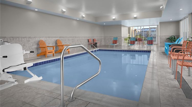 Home2 Suites Denver Intl Airport Pool