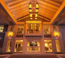 Hilton Grand Vac Club Ocean Oak Resort Exterior
