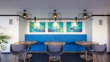 <b>Hampton by Hilton Istanbul Kurtkoy Lobby</b>. Images powered by <a href="https://iceportal.shijigroup.com/" title="IcePortal" target="_blank">IcePortal</a>.