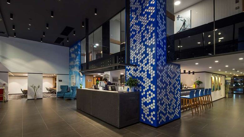 <b>Hampton by Hilton Istanbul Kurtkoy Lobby</b>. Images powered by <a href="https://iceportal.shijigroup.com/" title="IcePortal" target="_blank">IcePortal</a>.