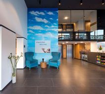 Hampton by Hilton Istanbul Kurtkoy Lobby