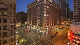 Embassy Suites Minneapolis Downtown