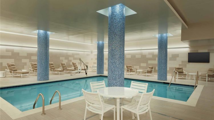 Embassy Suites Minneapolis Downtown Pool