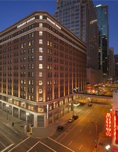 Embassy Suites Minneapolis Downtown