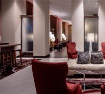 Embassy Suites Minneapolis Downtown Lobby