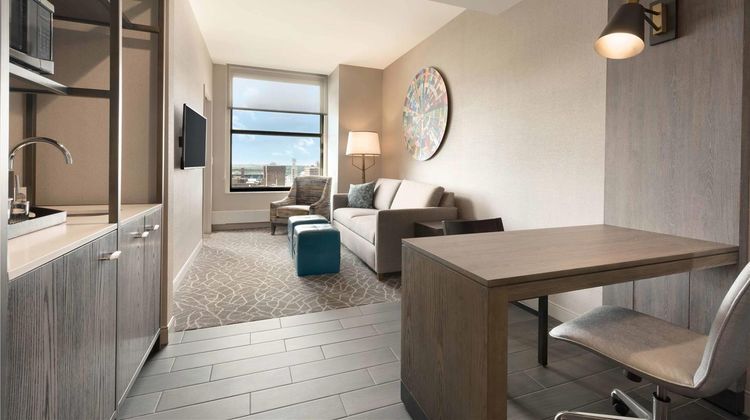 Embassy Suites Minneapolis Downtown Room