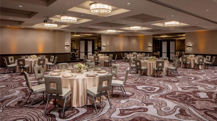 Embassy Suites Minneapolis Downtown Meeting