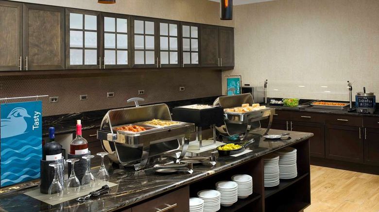 <b>Homewood Suites San Antonio Airport Restaurant</b>. Images powered by <a href="https://iceportal.shijigroup.com/" title="IcePortal" target="_blank">IcePortal</a>.
