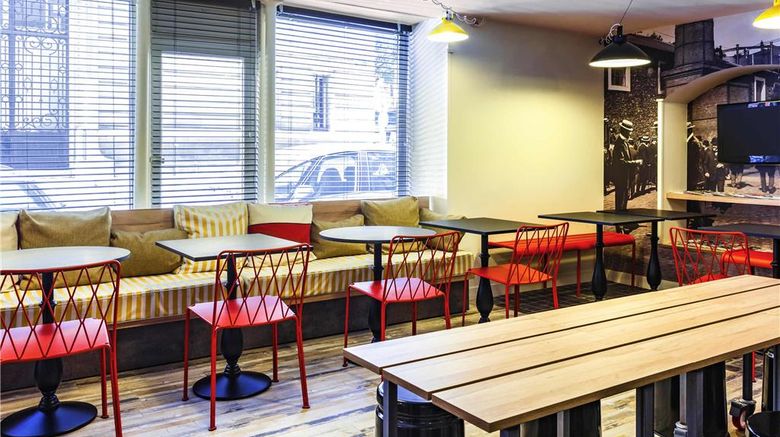 <b>Ibis Styles Paris Clichy Restaurant</b>. Images powered by <a href="https://iceportal.shijigroup.com/" title="IcePortal" target="_blank">IcePortal</a>.
