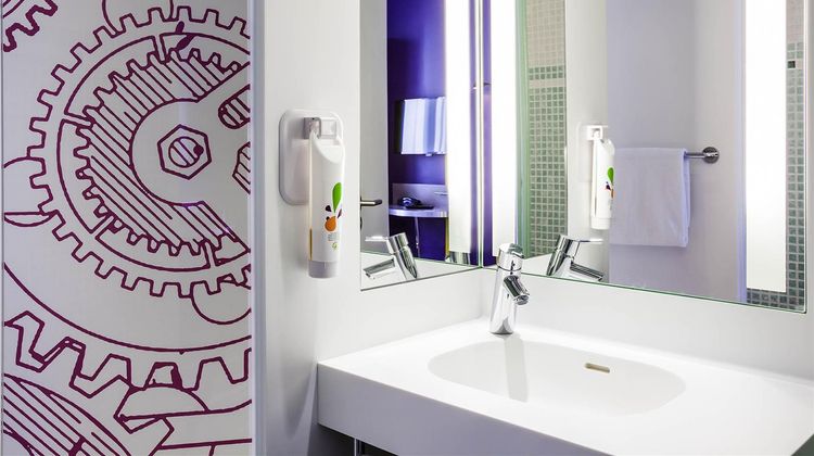 Ibis Styles Paris Clichy Room