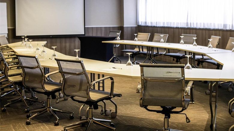 <b>Novotel RJ Porto Atlantico Meeting</b>. Images powered by <a href="https://iceportal.shijigroup.com/" title="IcePortal" target="_blank">IcePortal</a>.