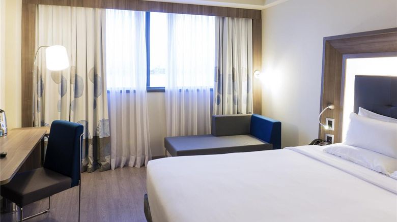 <b>Novotel RJ Porto Atlantico Room</b>. Images powered by <a href="https://iceportal.shijigroup.com/" title="IcePortal" target="_blank">IcePortal</a>.