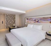 Novotel Phuket Phokeethra Room