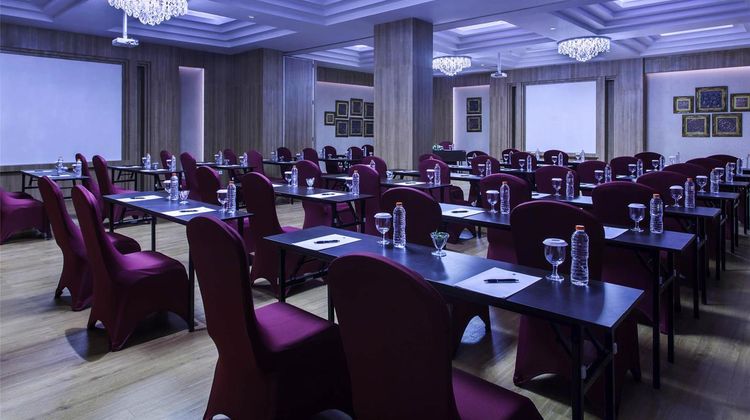 Grand Mercure Yogyakarta Adi Sucipto Meeting