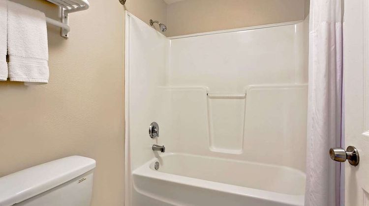 Days Inn Lakewood South Tacoma Room