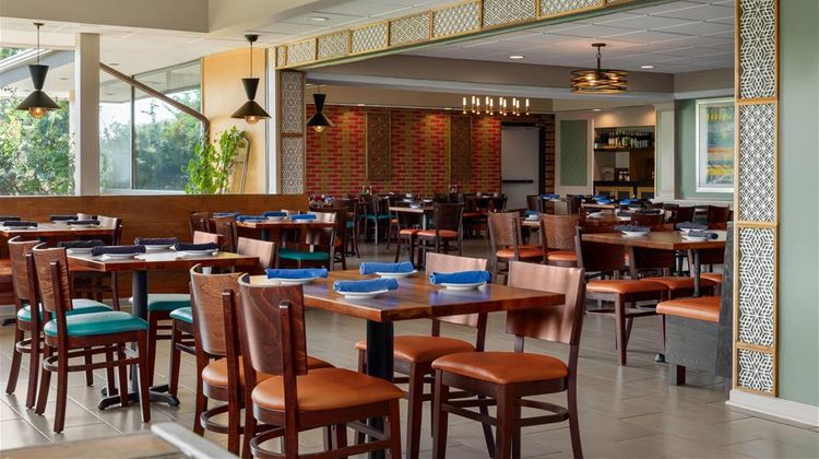 Wyndham Garden Washington DC  North Restaurant