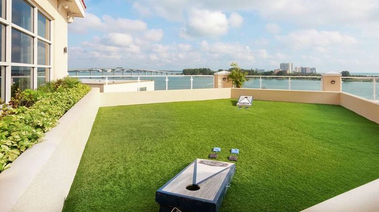 Hampton Inn & Suites Clearwater Beach Recreation