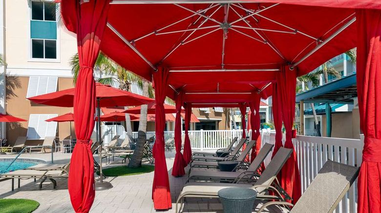 <b>Hampton Inn & Suites Clearwater Beach Pool</b>. Images powered by <a href="https://iceportal.shijigroup.com/" title="IcePortal" target="_blank">IcePortal</a>.