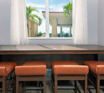 Hampton Inn & Suites Clearwater Beach Lobby