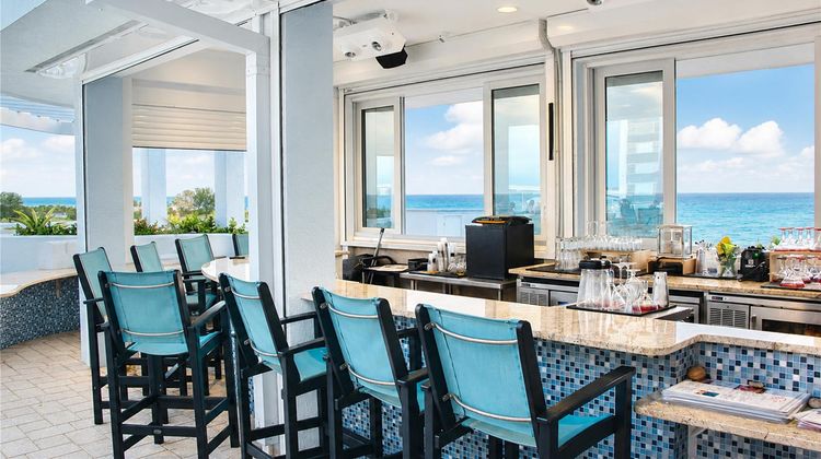 Hampton Inn & Suites Clearwater Beach Restaurant