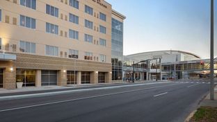 DoubleTree by Hilton Evansville