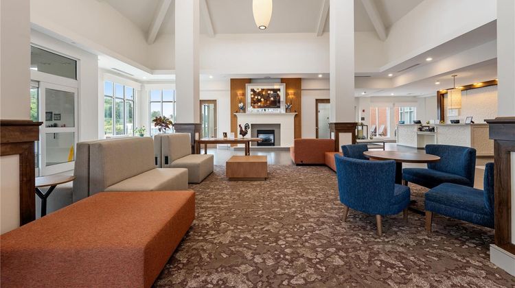 Hilton Garden Inn Martinsburg Lobby