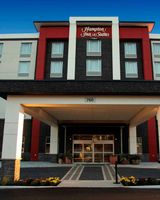 Hampton Inn & Suites Thunder Bay
