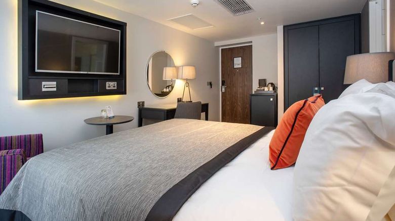 <b>Ten Hill Place, BW Premier Collection Room</b>. Images powered by <a href="https://iceportal.shijigroup.com/" title="IcePortal" target="_blank">IcePortal</a>.