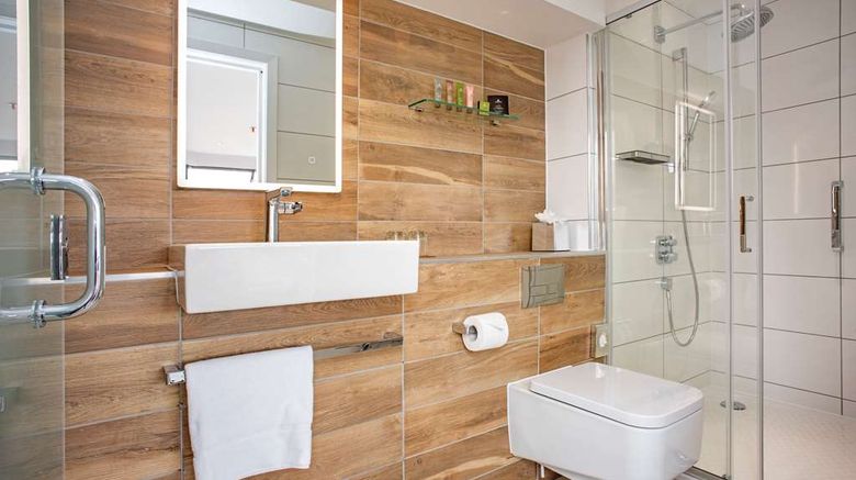 <b>Ten Hill Place, BW Premier Collection Room</b>. Images powered by <a href="https://iceportal.shijigroup.com/" title="IcePortal" target="_blank">IcePortal</a>.