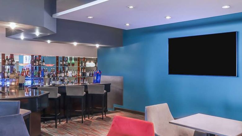 <b>Garden Court East London Restaurant</b>. Images powered by <a href="https://iceportal.shijigroup.com/" title="IcePortal" target="_blank">IcePortal</a>.