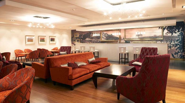 <b>Garden Court Nelson Mandela Blvd Restaurant</b>. Images powered by <a href="https://iceportal.shijigroup.com/" title="IcePortal" target="_blank">IcePortal</a>.