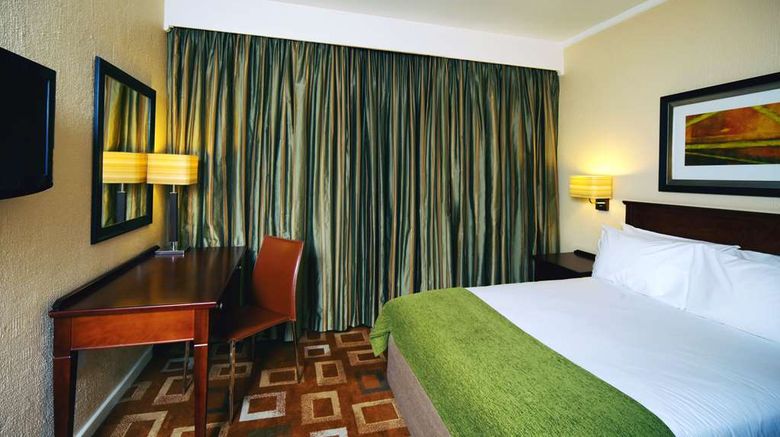 <b>Garden Court O.R. Tambo Int'l Airport Room</b>. Images powered by <a href="https://iceportal.shijigroup.com/" title="IcePortal" target="_blank">IcePortal</a>.