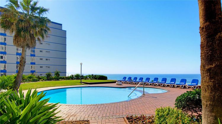 Garden Court South Beach Pool